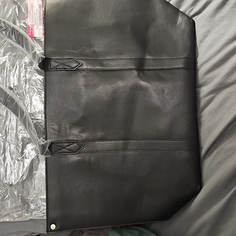Thirty-One Black Smooth Pebble Tote